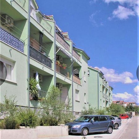 Apartman Scotti Каштела Экстерьер фото